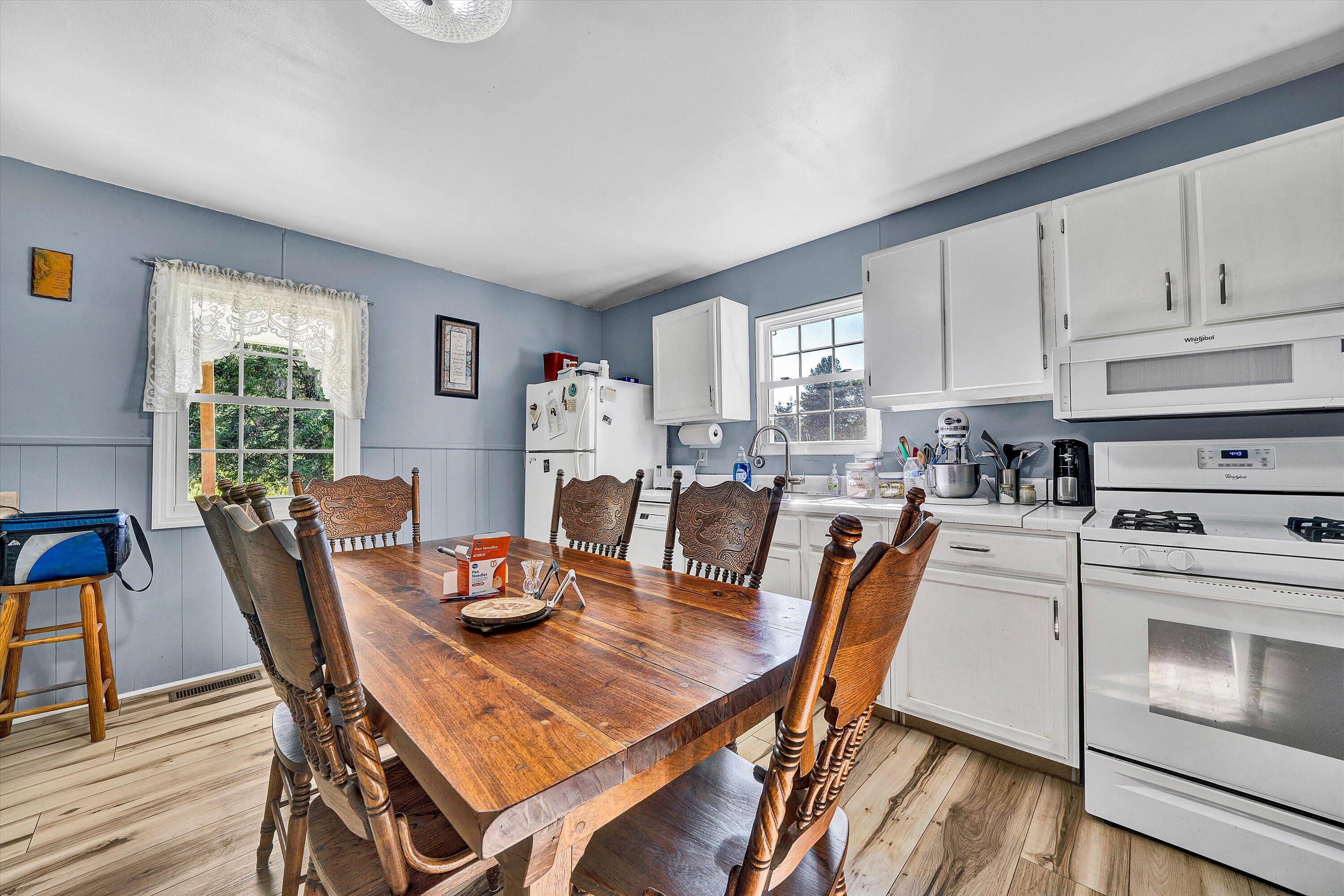 7984 Huff Mill Road Southeast Copper Hill, VA 24079 - Photo 11 of 29 11-SGP-00358