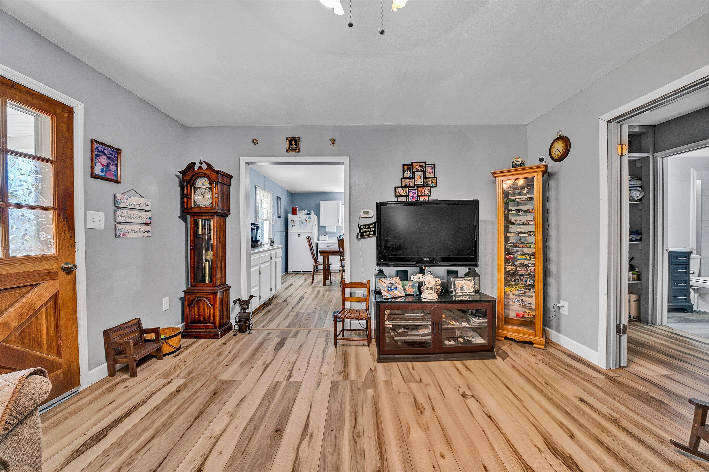7984 Huff Mill Road Southeast Copper Hill, VA 24079 - Photo 8 of 29 08-SGP-00337