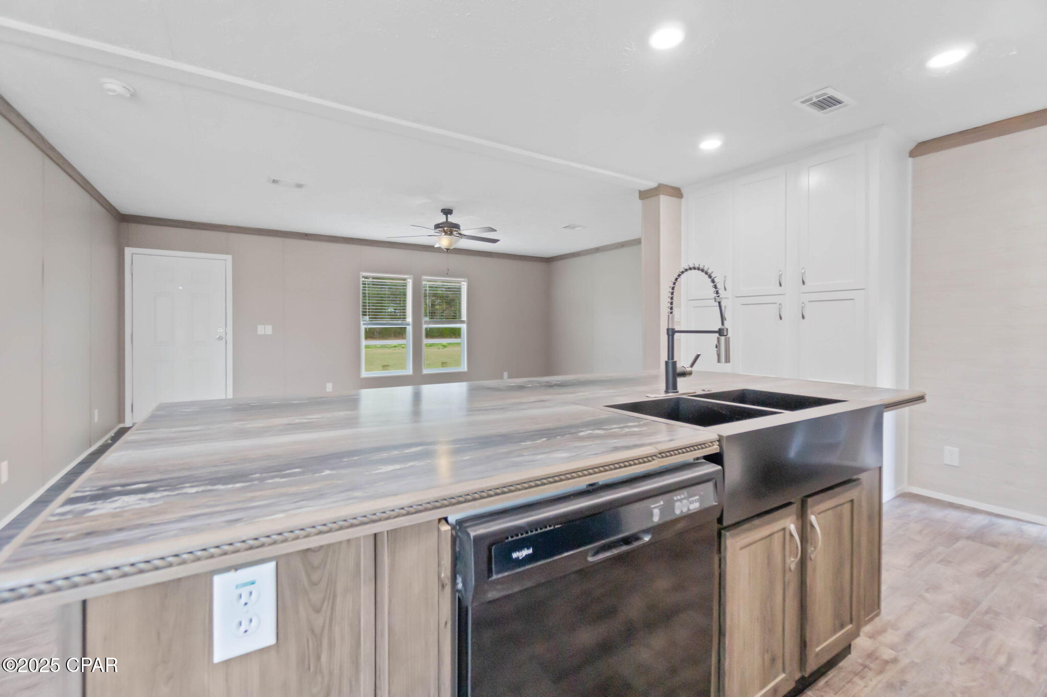 815 Tri County Road Graceville, FL 32440 - Photo 10 of 48