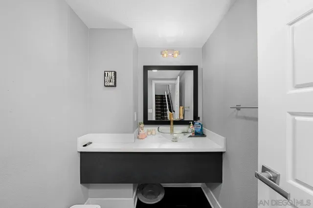 $949,000 | 7810 Inception Way, San Diego, CA 92108