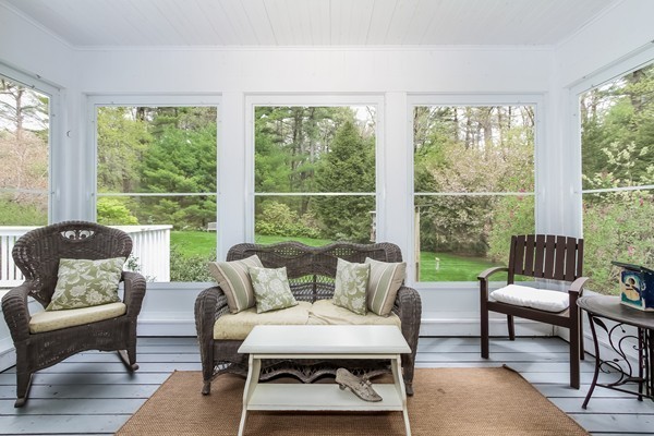 73 Berry Circle Hamilton, MA 01982 - Photo 11 of 29 Gallery Image 11