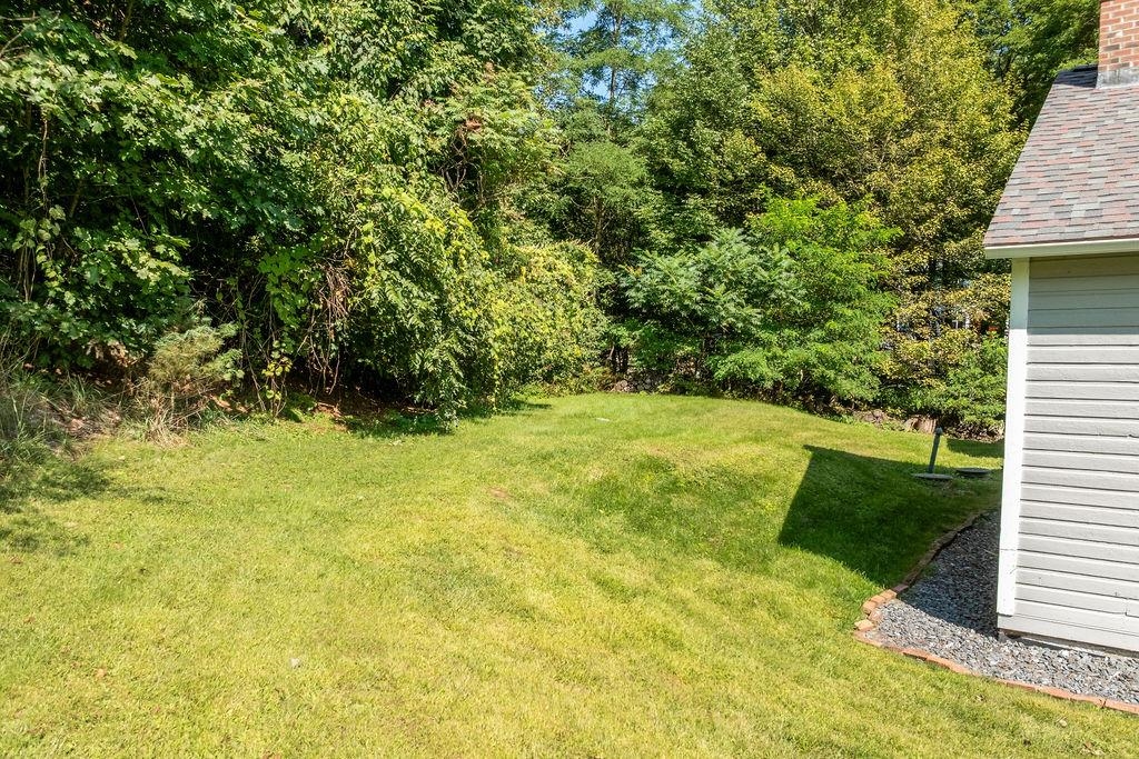 3765 Highway 5 Fairlee, VT 05033 - Photo 31 of 38