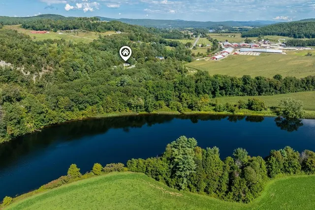 $299,000 | 3765 Highway 5, Fairlee, VT 05033