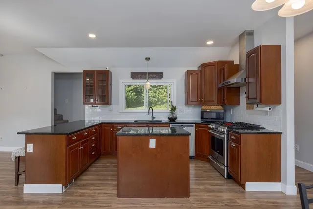 $299,000 | 3765 Highway 5, Fairlee, VT 05033