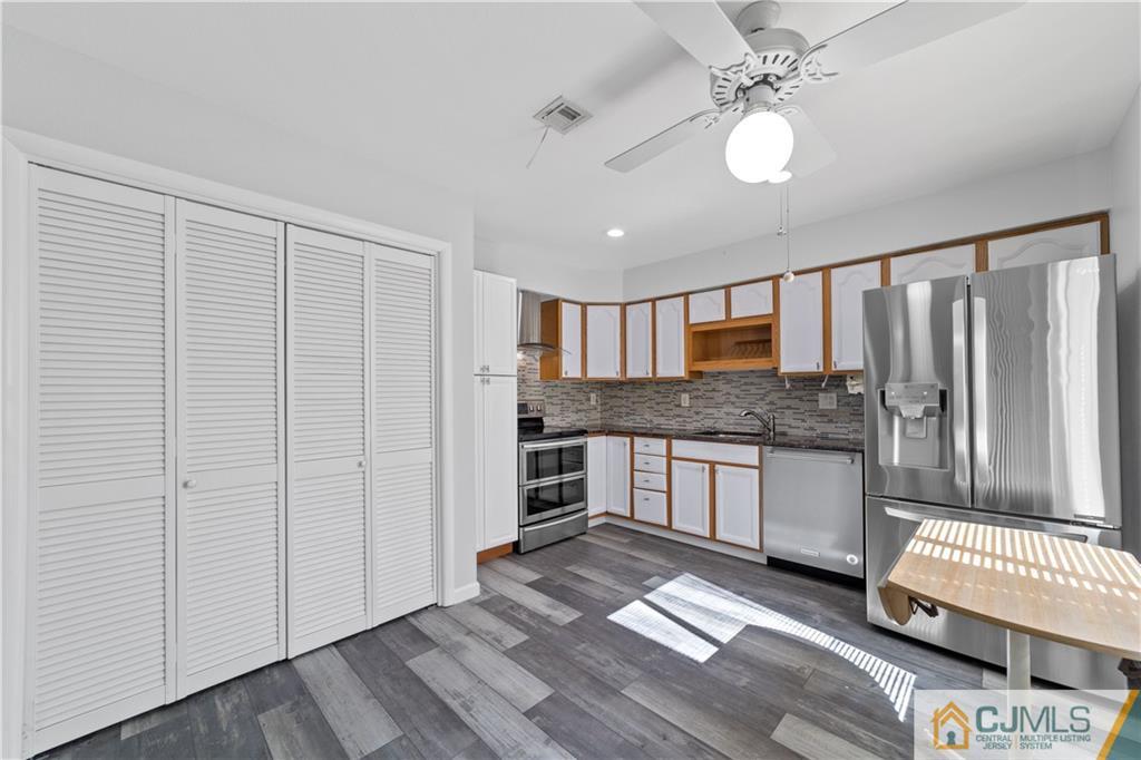 813 Deal Road, Unit A Monroe Township, NJ 08831 - Photo 19 of 25 Gallery Image 19