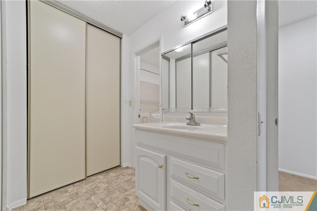 813 Deal Road, Unit A Monroe Township, NJ 08831 - Photo 4 of 25 Gallery Image 4