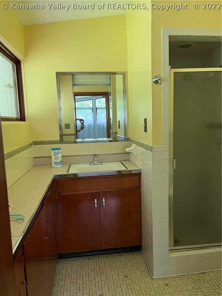 910 Chappell Road Charleston, WV 25304 - Photo 27 of 36 Gallery Image 27