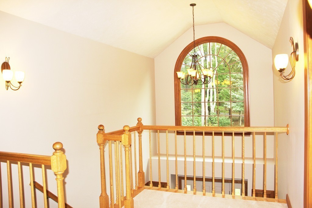 11 Breezy Point Road Acton, MA 01720 - Photo 15 of 30 Gallery Image 15