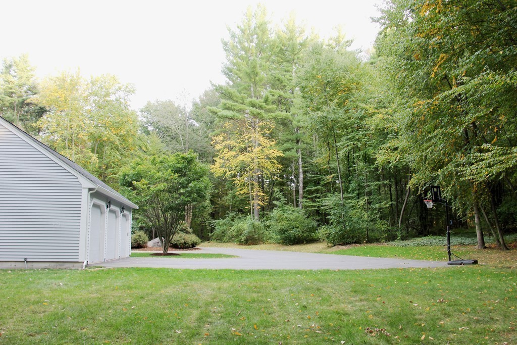 11 Breezy Point Road Acton, MA 01720 - Photo 25 of 30 Gallery Image 25