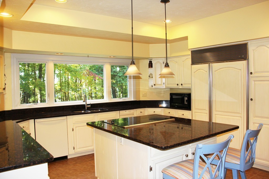 11 Breezy Point Road Acton, MA 01720 - Photo 3 of 30 Gallery Image 3