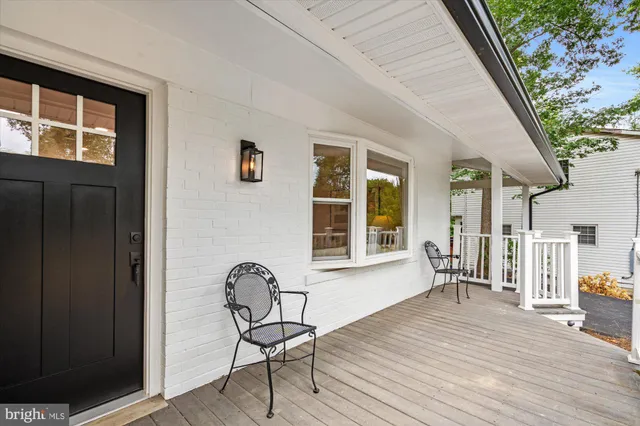 $1,195,000 | 2408 William And Mary Drive, Alexandria, VA 22308