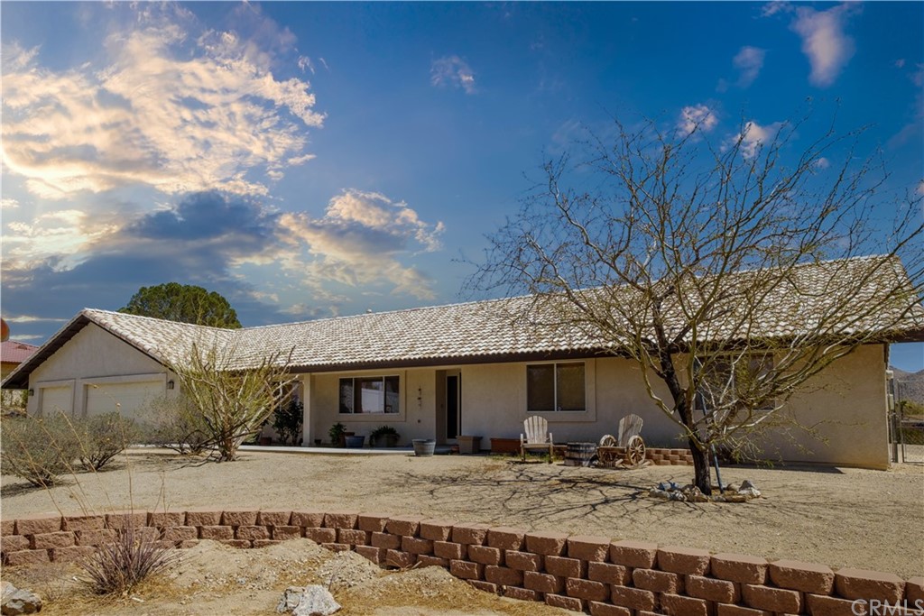 16285 Malahat Road Apple Valley, CA 92307 - Photo 1 of 1 Gallery Image 1
