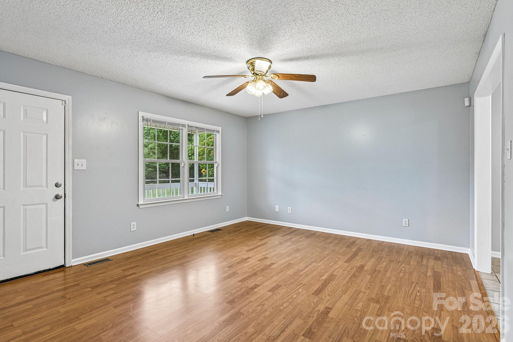 738 McDaniel Road Kings Mountain, NC 28086 - Photo 4 of 34