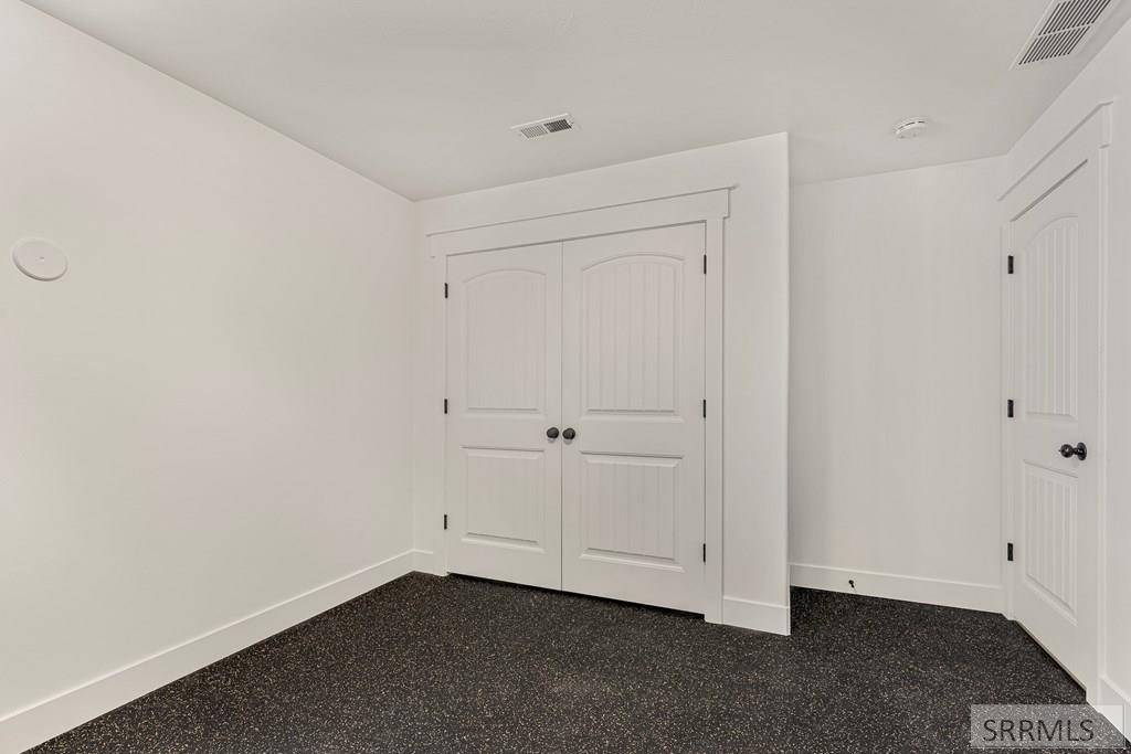 7232 East Middle Fork Road Idaho Falls, ID 83406 - Photo 52 of 72 Bedroom 6