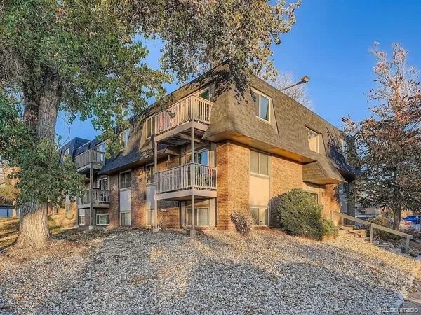 $1,495 | 140 East Highline Circle, Unit 105, Centennial, CO 80122