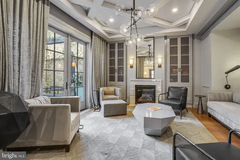 $550,000 | 300 8th Street Northeast, Unit 404, Washington, DC 20002