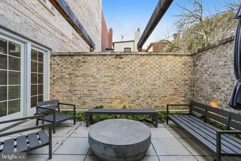 $550,000 | 300 8th Street Northeast, Unit 404, Washington, DC 20002