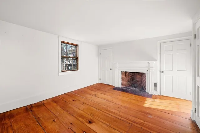 $999,900 | 7 Mechanic Court, Marblehead, MA 01945