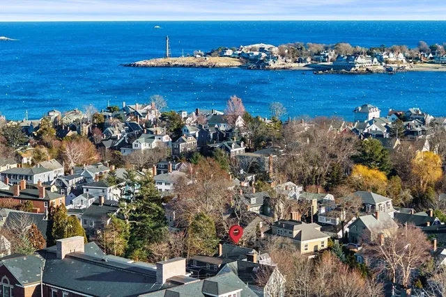 $999,900 | 7 Mechanic Court, Marblehead, MA 01945