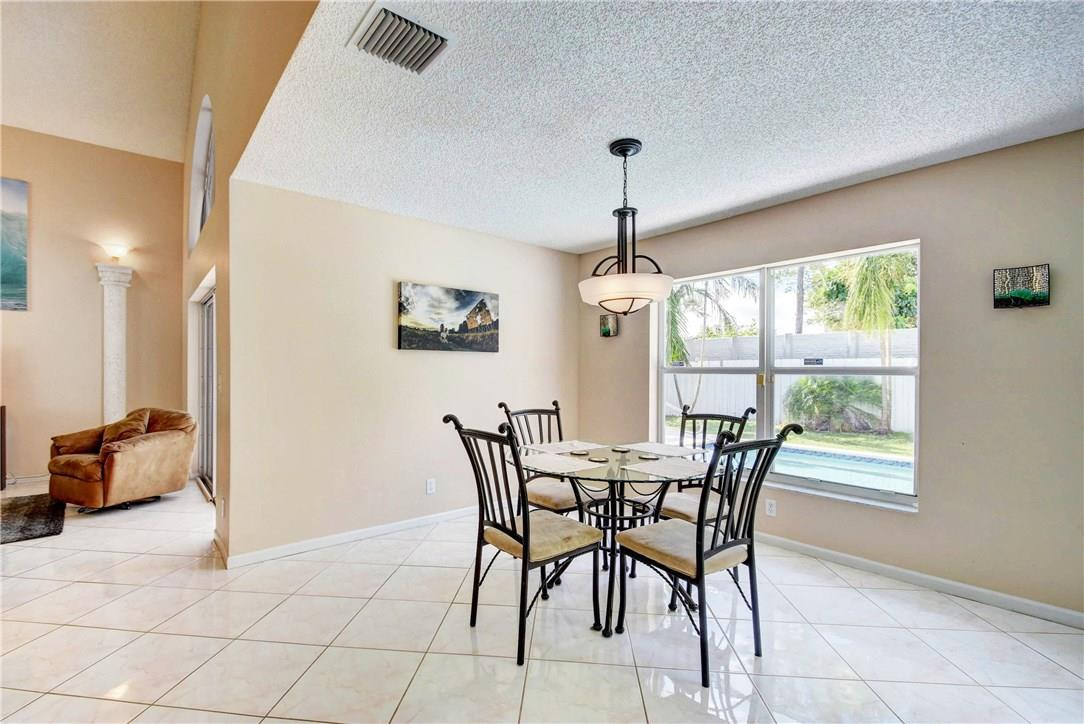 136 West Lee Road Delray Beach, FL 33445 - Photo 17 of 61 Photo 17