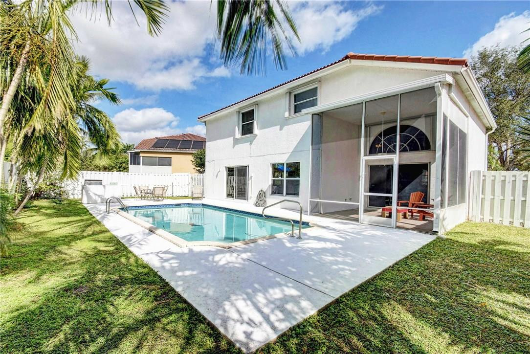 136 West Lee Road Delray Beach, FL 33445 - Photo 3 of 61 Photo 3