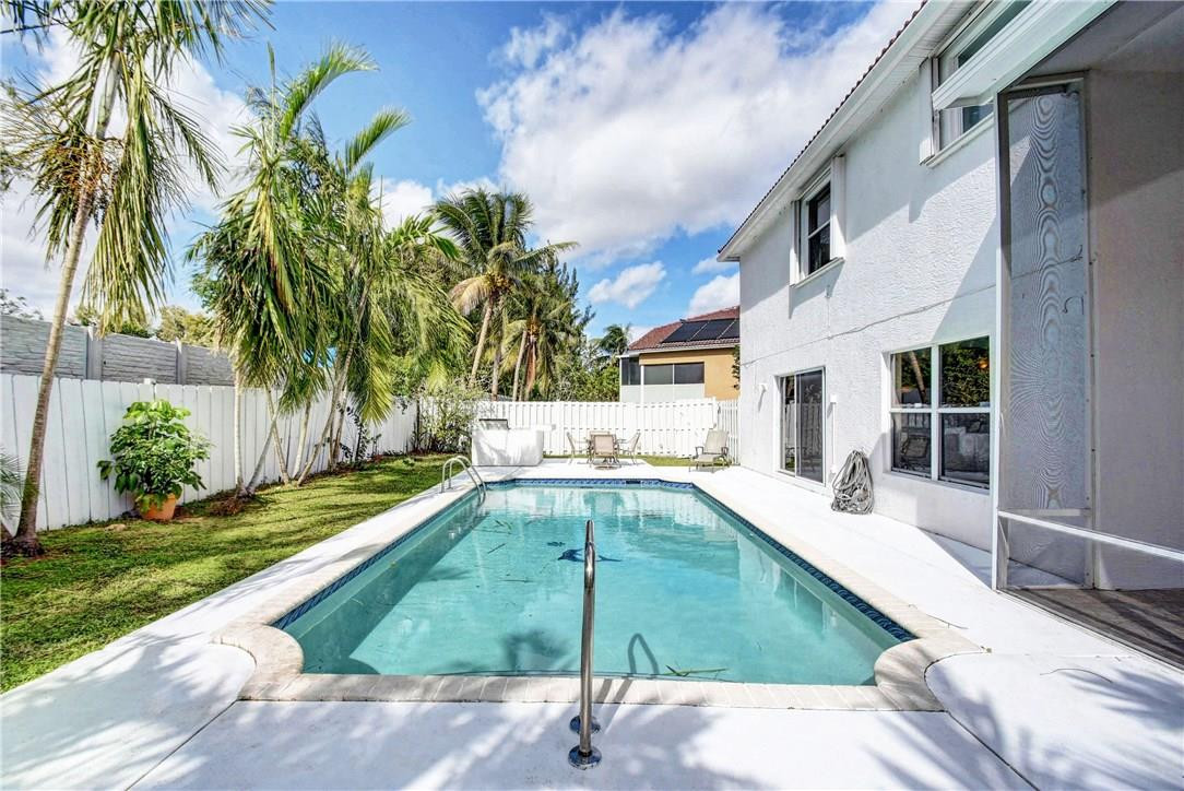 136 West Lee Road Delray Beach, FL 33445 - Photo 36 of 61 Photo 36
