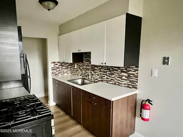 $1,950 | 12 Manchester Court, Unit H, Freehold, NJ 07728