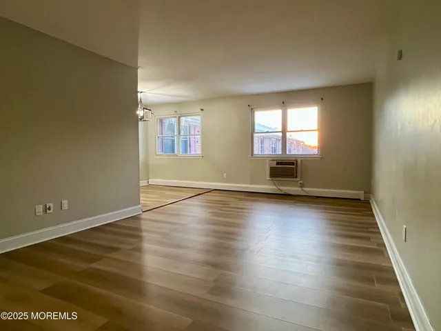 $1,900 | 12 Manchester Court, Unit H, Freehold, NJ 07728