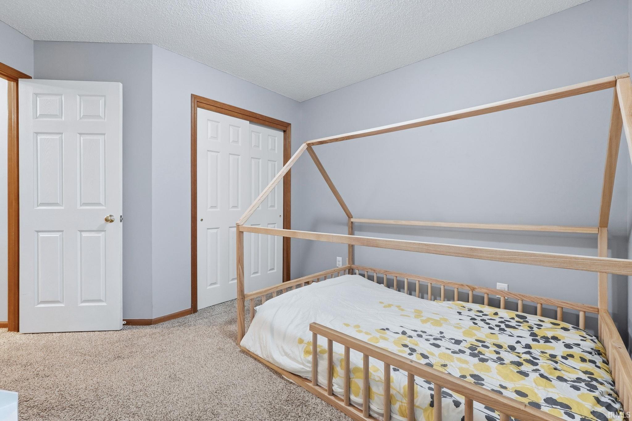 606 Diamond Point Place Fort Wayne, IN 46804 - Photo 17 of 25