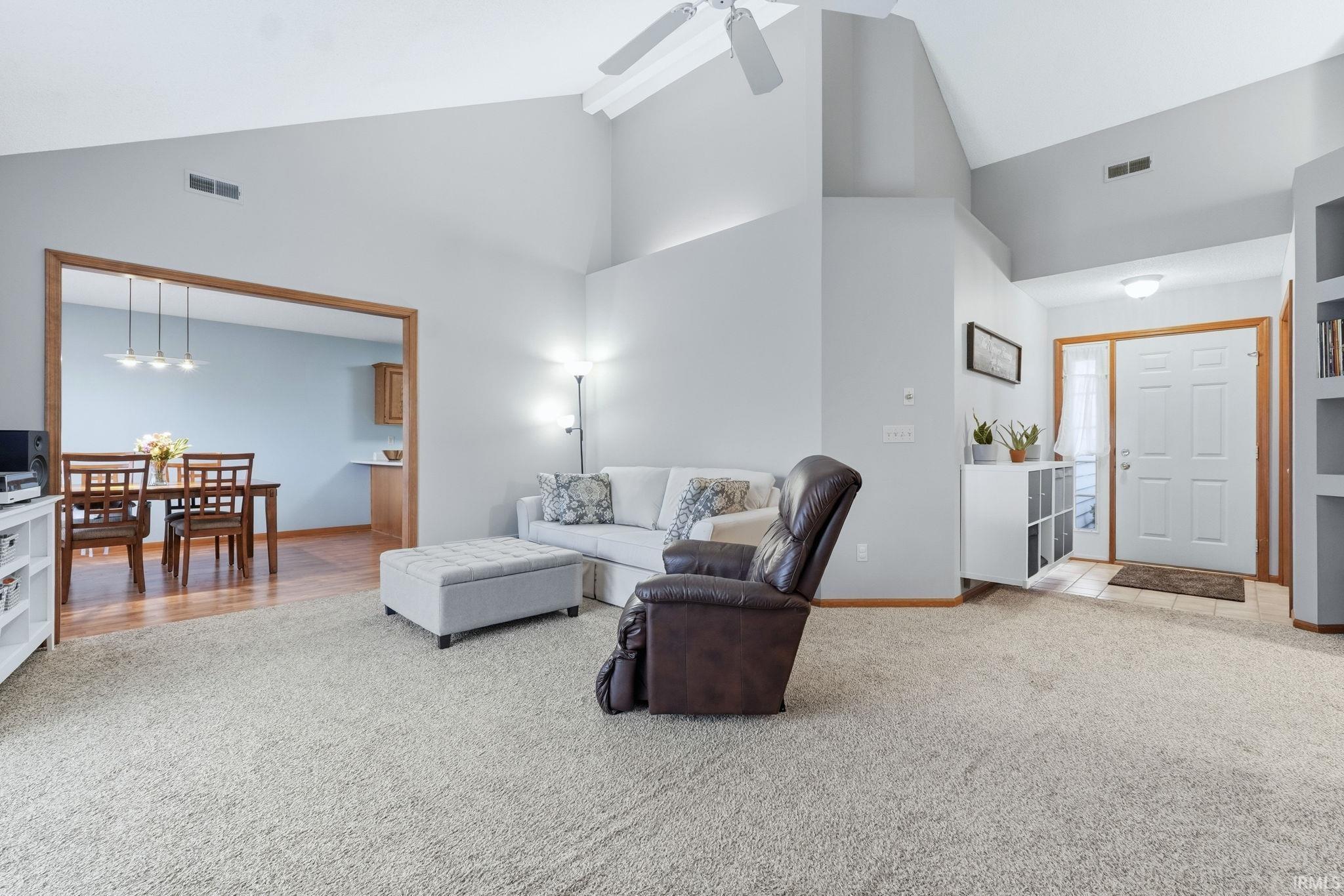 606 Diamond Point Place Fort Wayne, IN 46804 - Photo 3 of 25