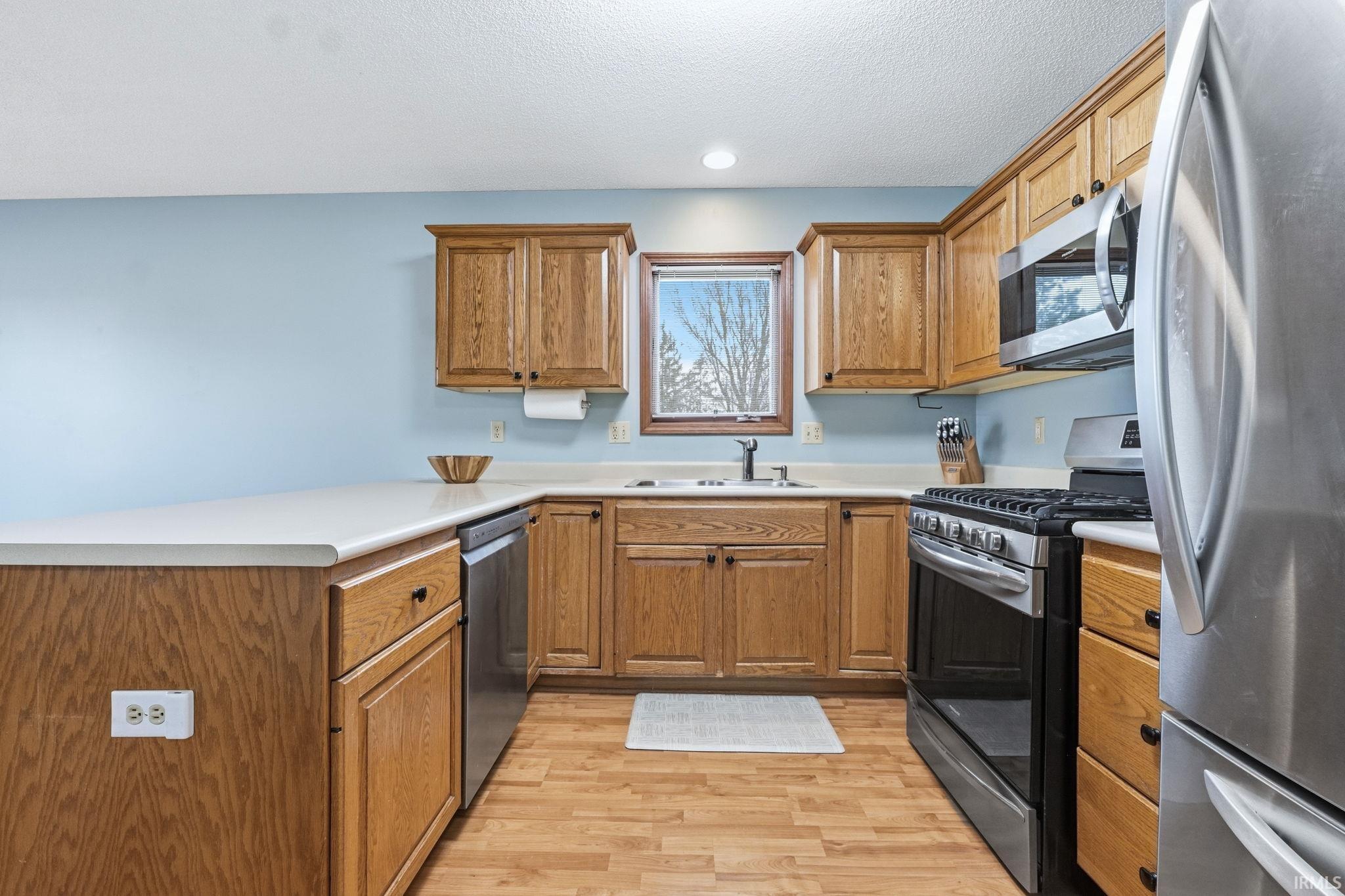 606 Diamond Point Place Fort Wayne, IN 46804 - Photo 7 of 25