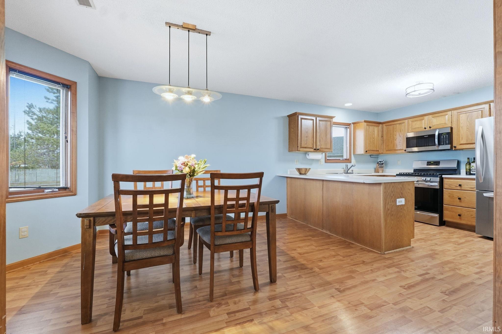 606 Diamond Point Place Fort Wayne, IN 46804 - Photo 8 of 25