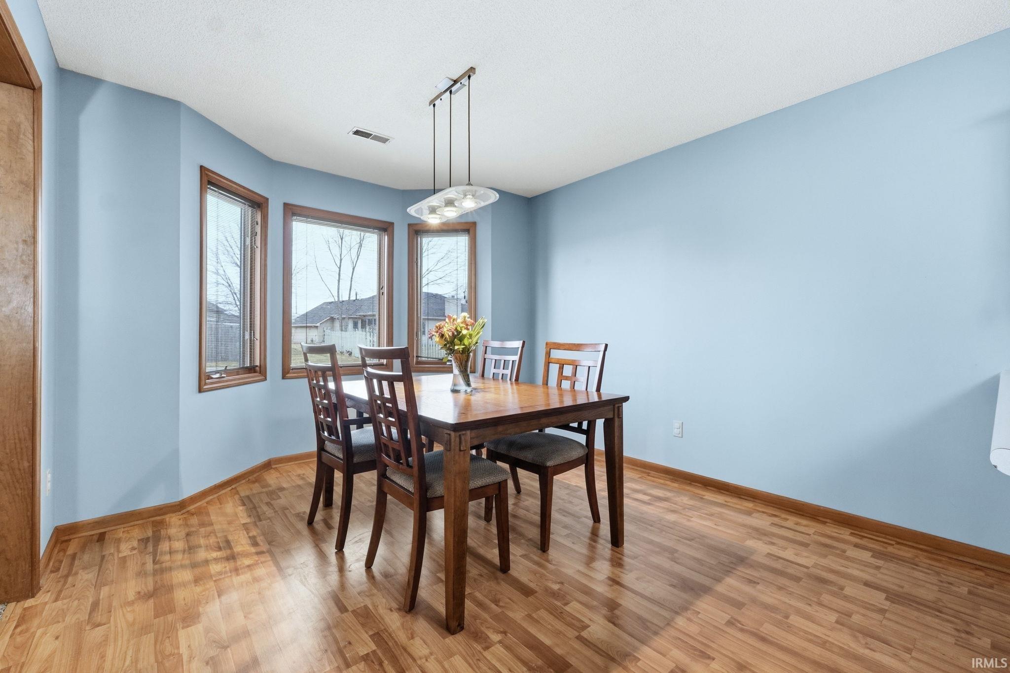 606 Diamond Point Place Fort Wayne, IN 46804 - Photo 9 of 25