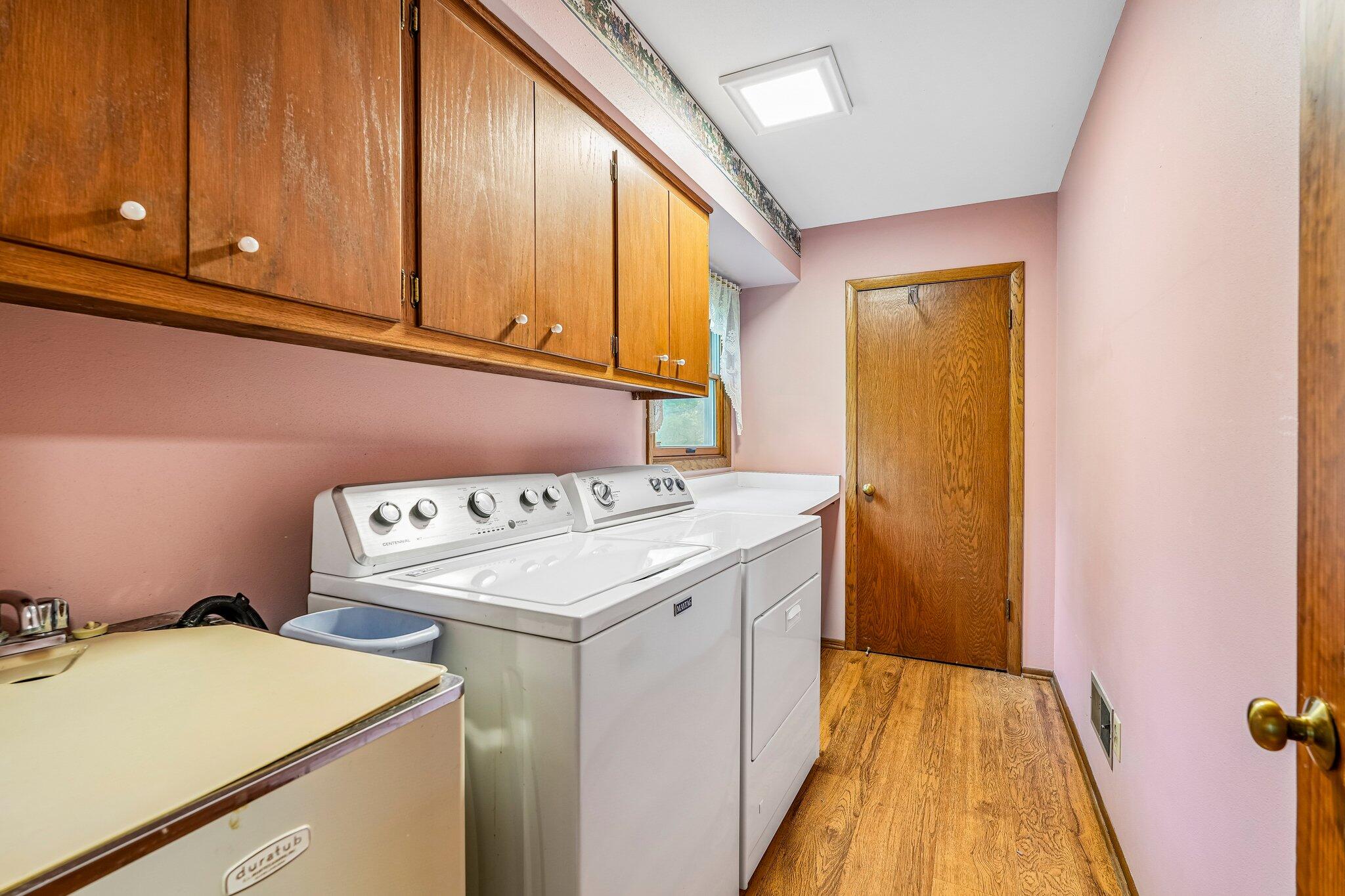 14745 Timberidge Trail Brookfield, WI 53005 - Photo 27 of 72 Laundry Room