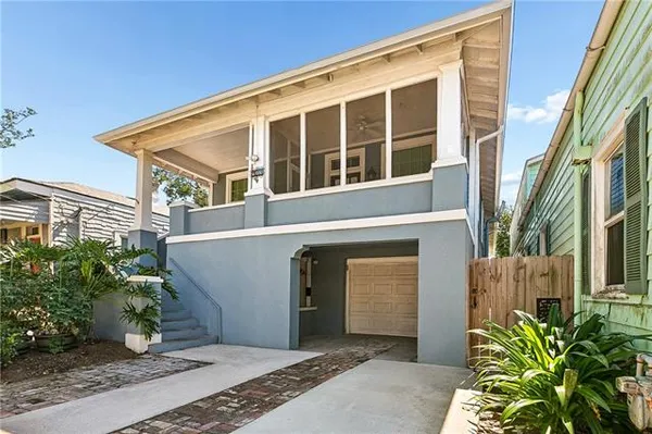 $1,200 | 925 Soniat Street, New Orleans, LA 70115