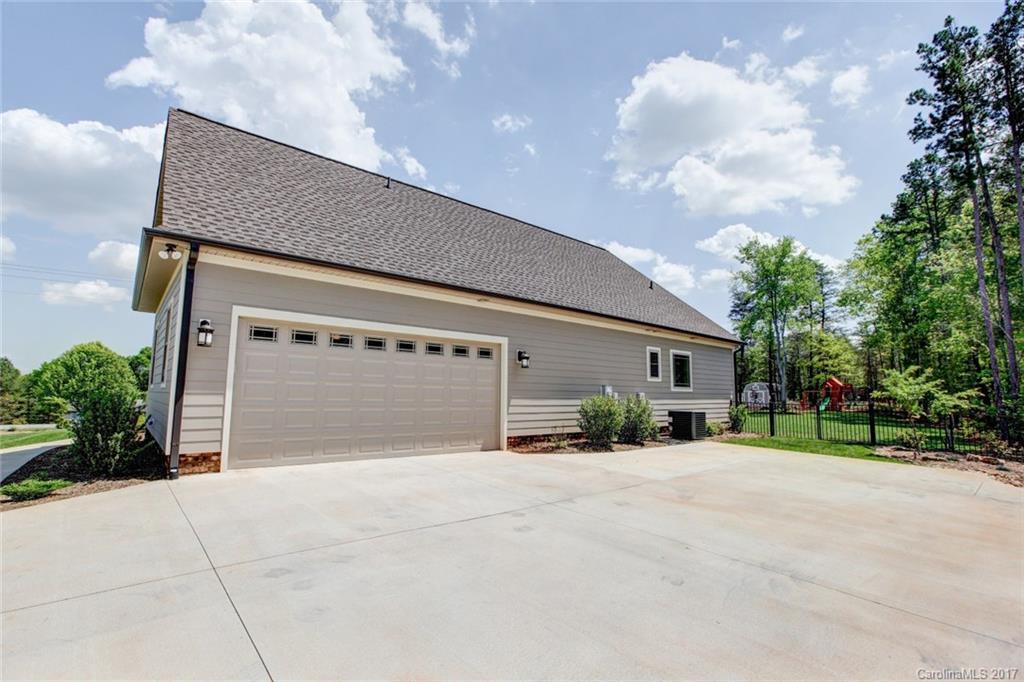 6618 Ridgemont Denver, NC 28037 - Photo 2 of 24 Gallery Image 2