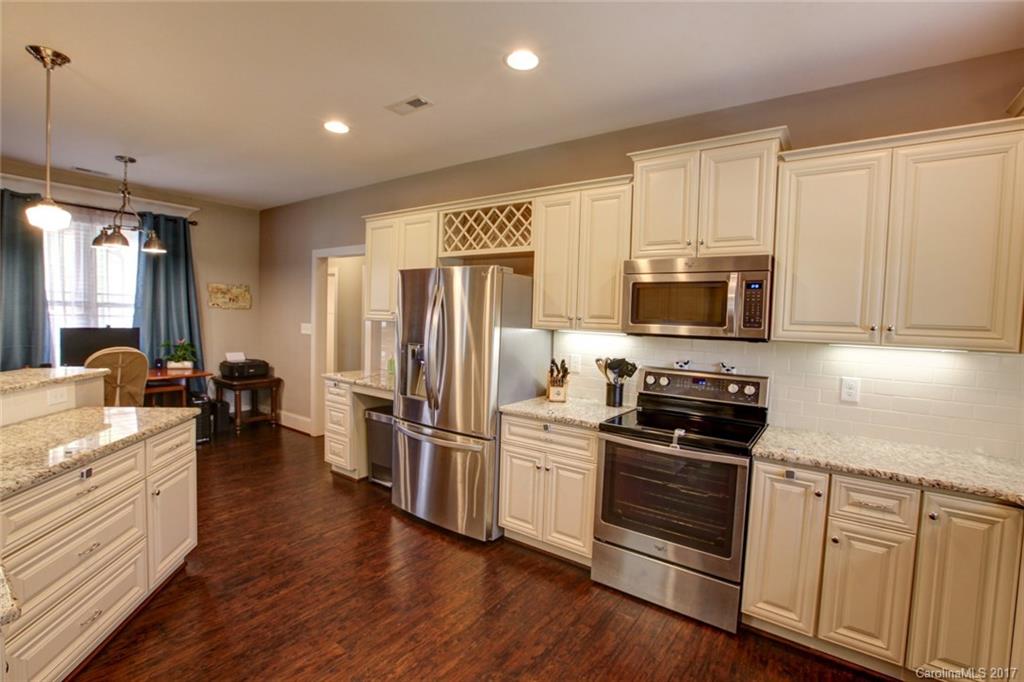 6618 Ridgemont Denver, NC 28037 - Photo 12 of 24 Gallery Image 12