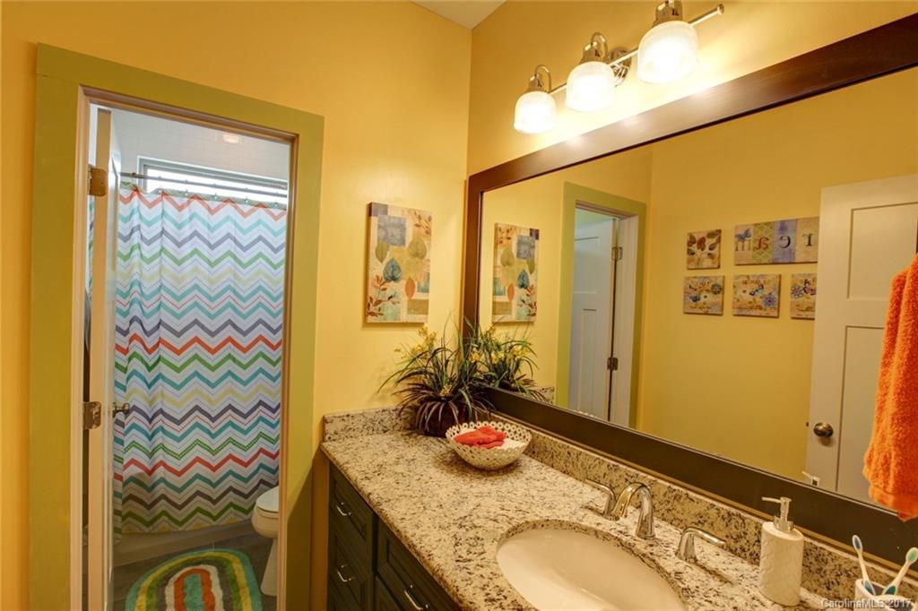 6618 Ridgemont Denver, NC 28037 - Photo 6 of 24 Gallery Image 6