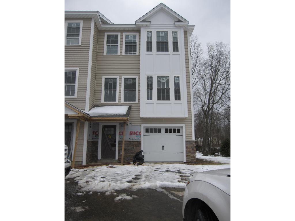 31 Windsor Lane, Unit 7 Exeter, NH 03833 - Photo 9 of 22 Gallery Image 9