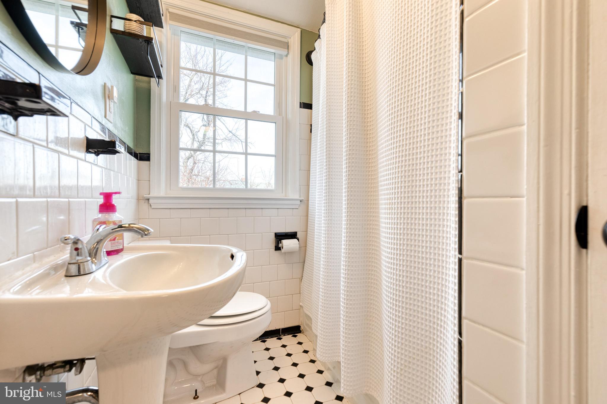 1603 Aberdeen Road Towson, MD 21286 - Photo 16 of 26