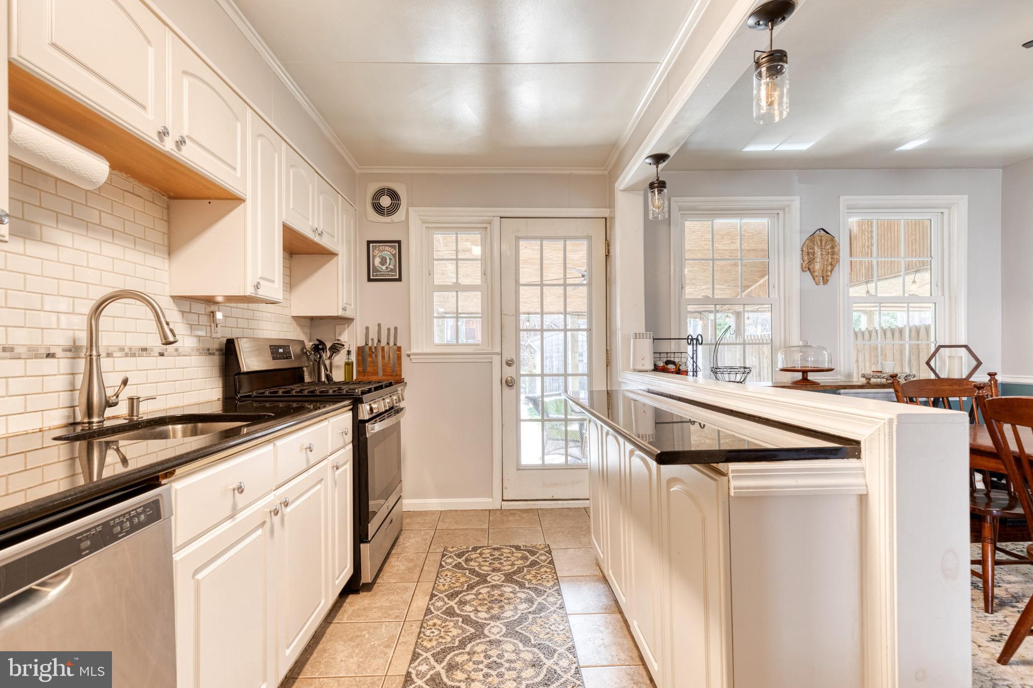 1603 Aberdeen Road Towson, MD 21286 - Photo 9 of 26