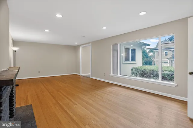 $4,200 | 5205 Saratoga Avenue, Chevy Chase, MD 20815