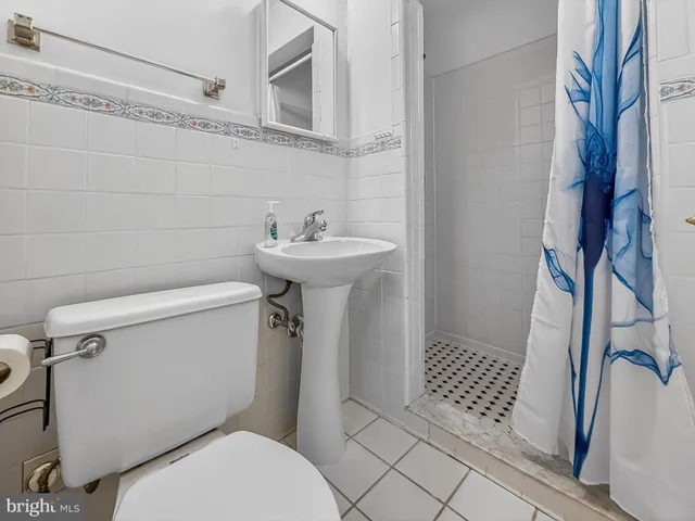 $4,200 | 5205 Saratoga Avenue, Chevy Chase, MD 20815