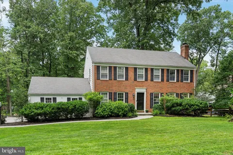 $1,050,000 | 349 Colket Lane, Wayne, PA 19087