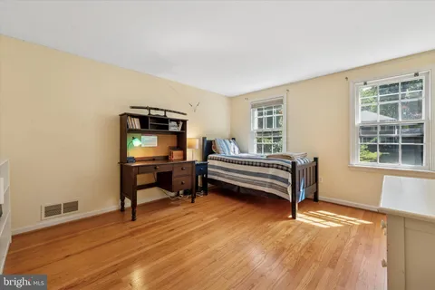 $1,050,000 | 349 Colket Lane, Wayne, PA 19087