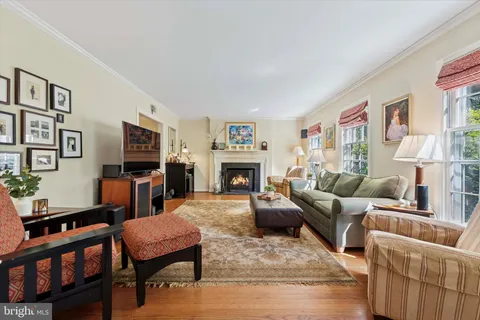 $1,050,000 | 349 Colket Lane, Wayne, PA 19087