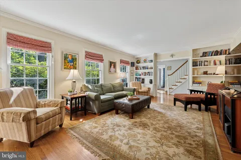 $1,050,000 | 349 Colket Lane, Wayne, PA 19087