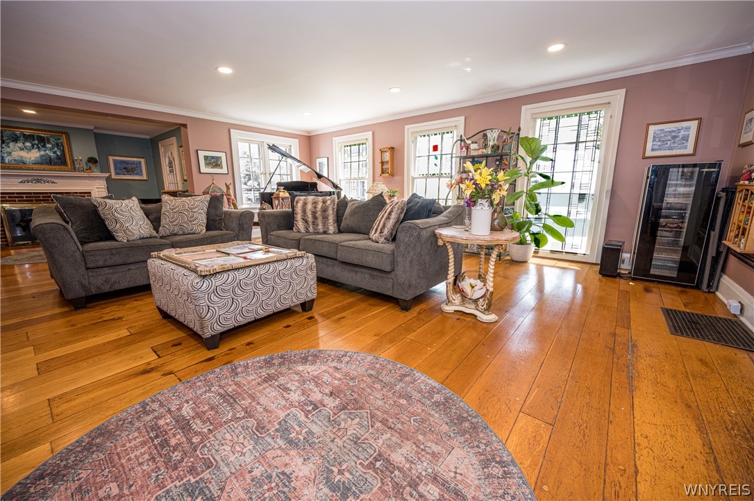 905 Sturgeon Point Road Evans, NY 14047 - Photo 12 of 50 Gallery Image 12
