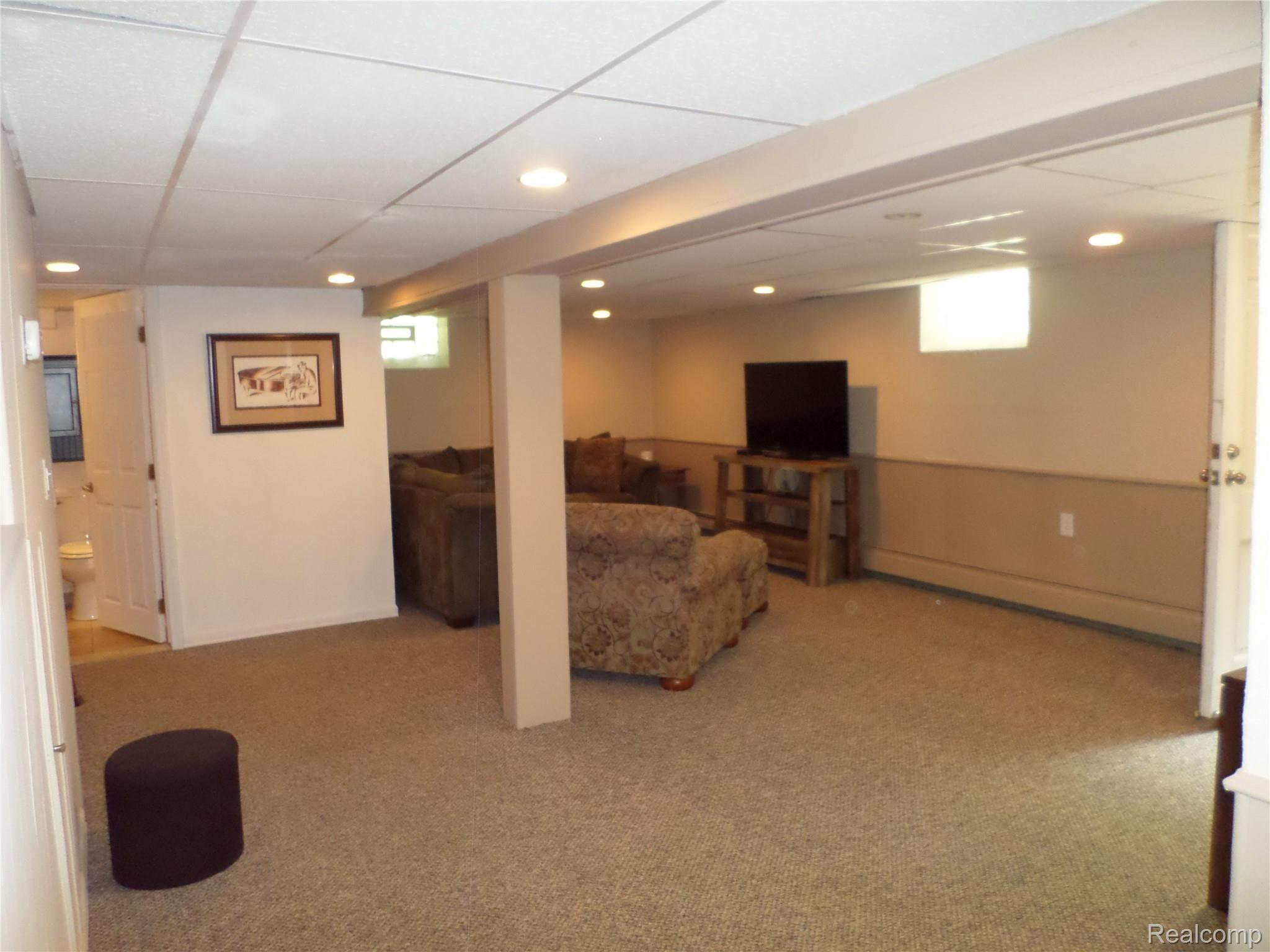 2651 Harrington Road Rochester, MI 48307 - Photo 25 of 40 SAM_0888.JPG