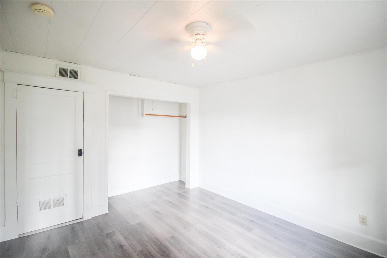 1333 Rhodes Street Granite City, IL 62040 - Photo 11 of 18 Gallery Image 11